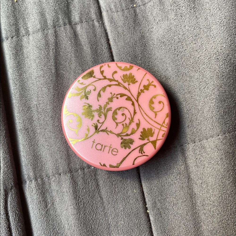 Tarte blush